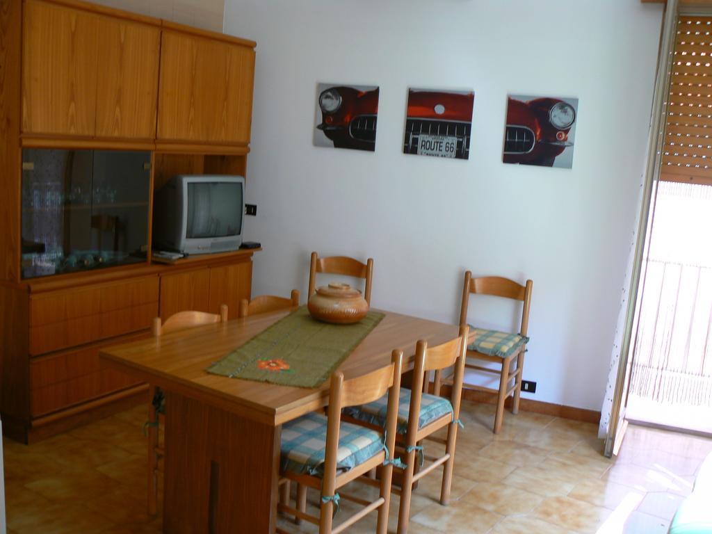 Guest House Via Crispi Pozzallo Kültér fotó