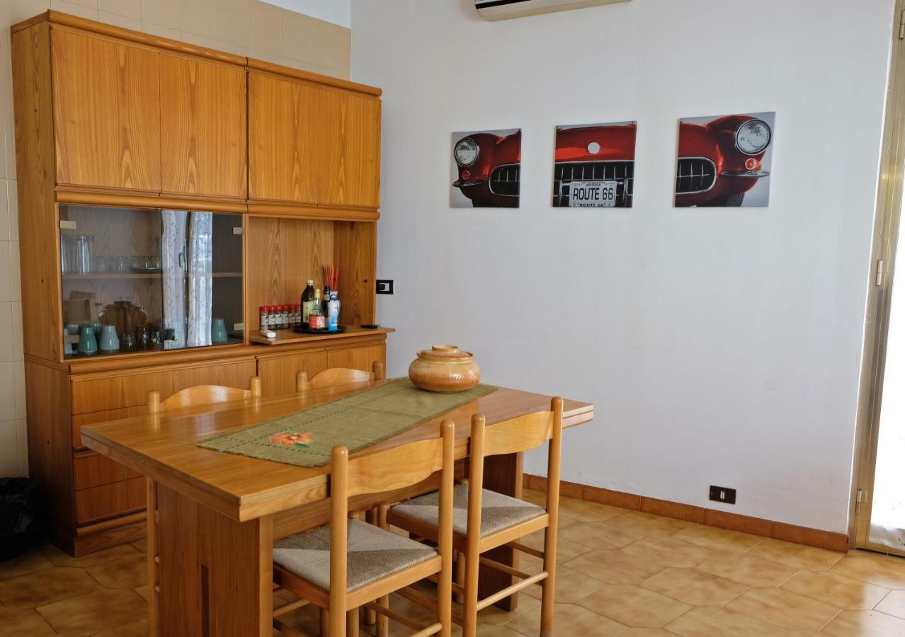 Guest House Via Crispi Pozzallo Kültér fotó
